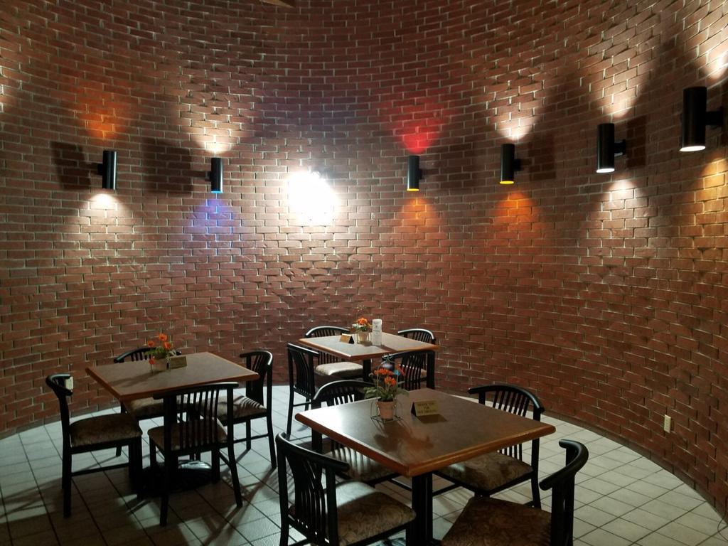 Apple Tree Inn Independence Εξωτερικό φωτογραφία